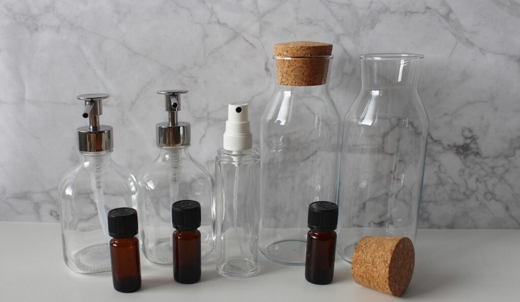 container, glass container, household, glass bottle, bottle, glass, bottles, essential oils, donor, glass dispenser, cork, empty, spray bottle, spray bottle, spray bottle, spray bottle, spray bottle, spray bottle